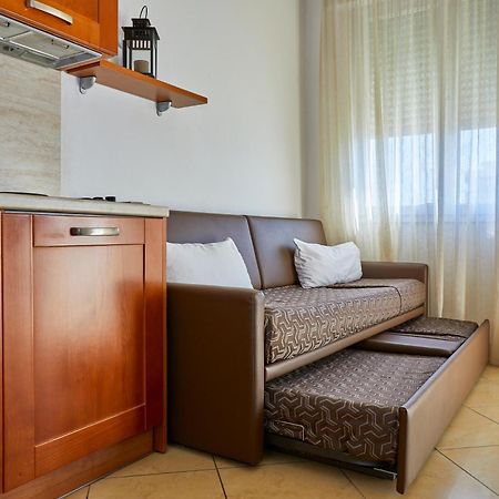 Residence Fellini Ρίμινι Εξωτερικό φωτογραφία