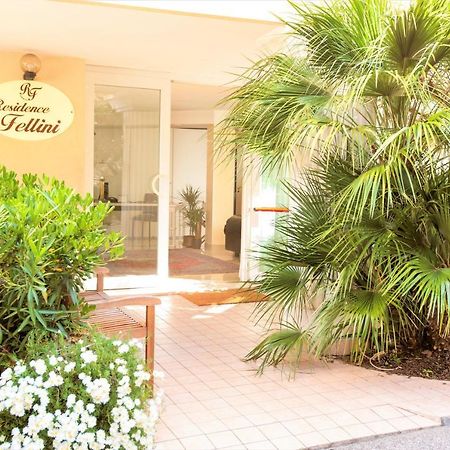Residence Fellini Ρίμινι Εξωτερικό φωτογραφία