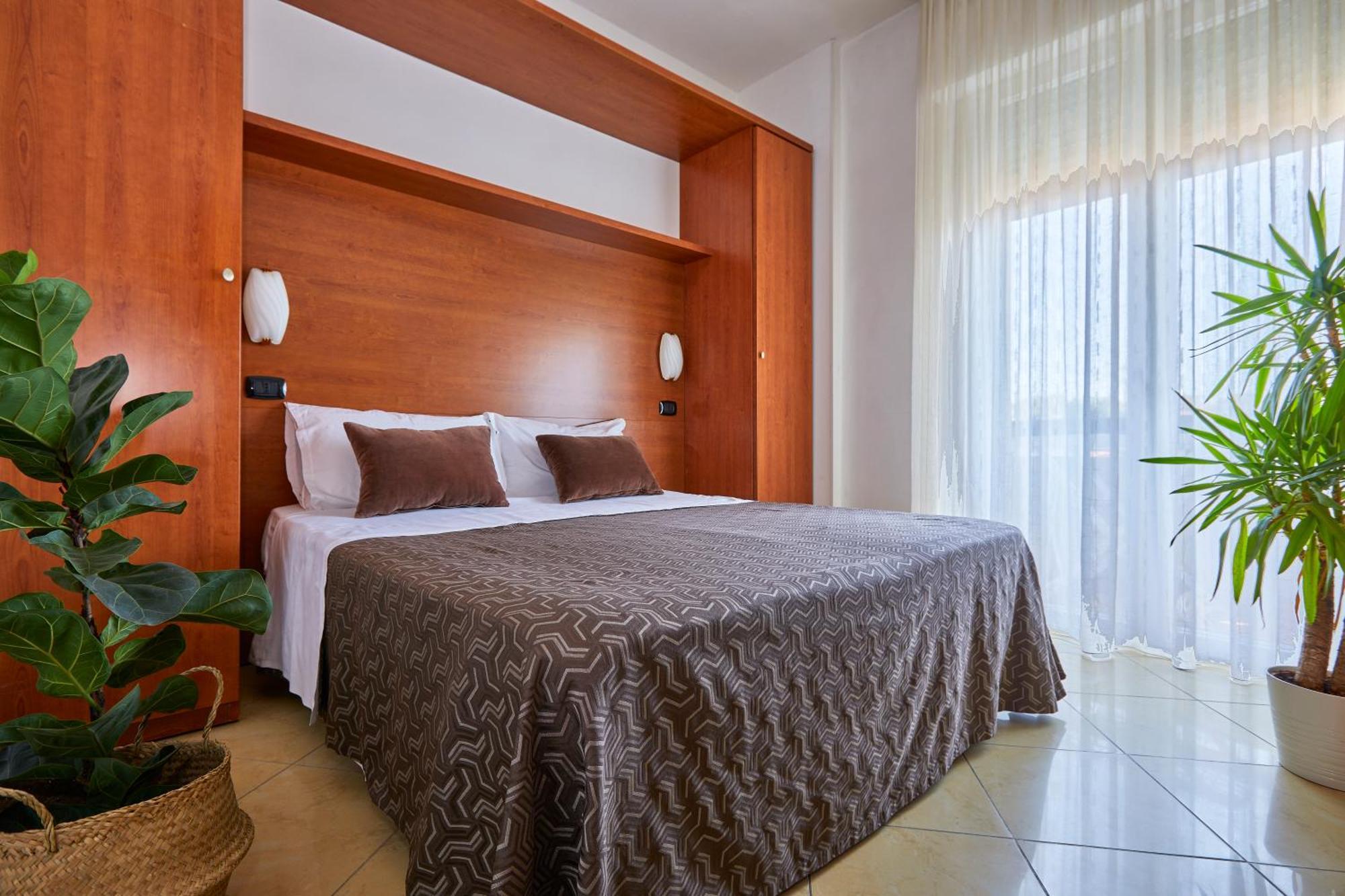 Residence Fellini Ρίμινι Εξωτερικό φωτογραφία